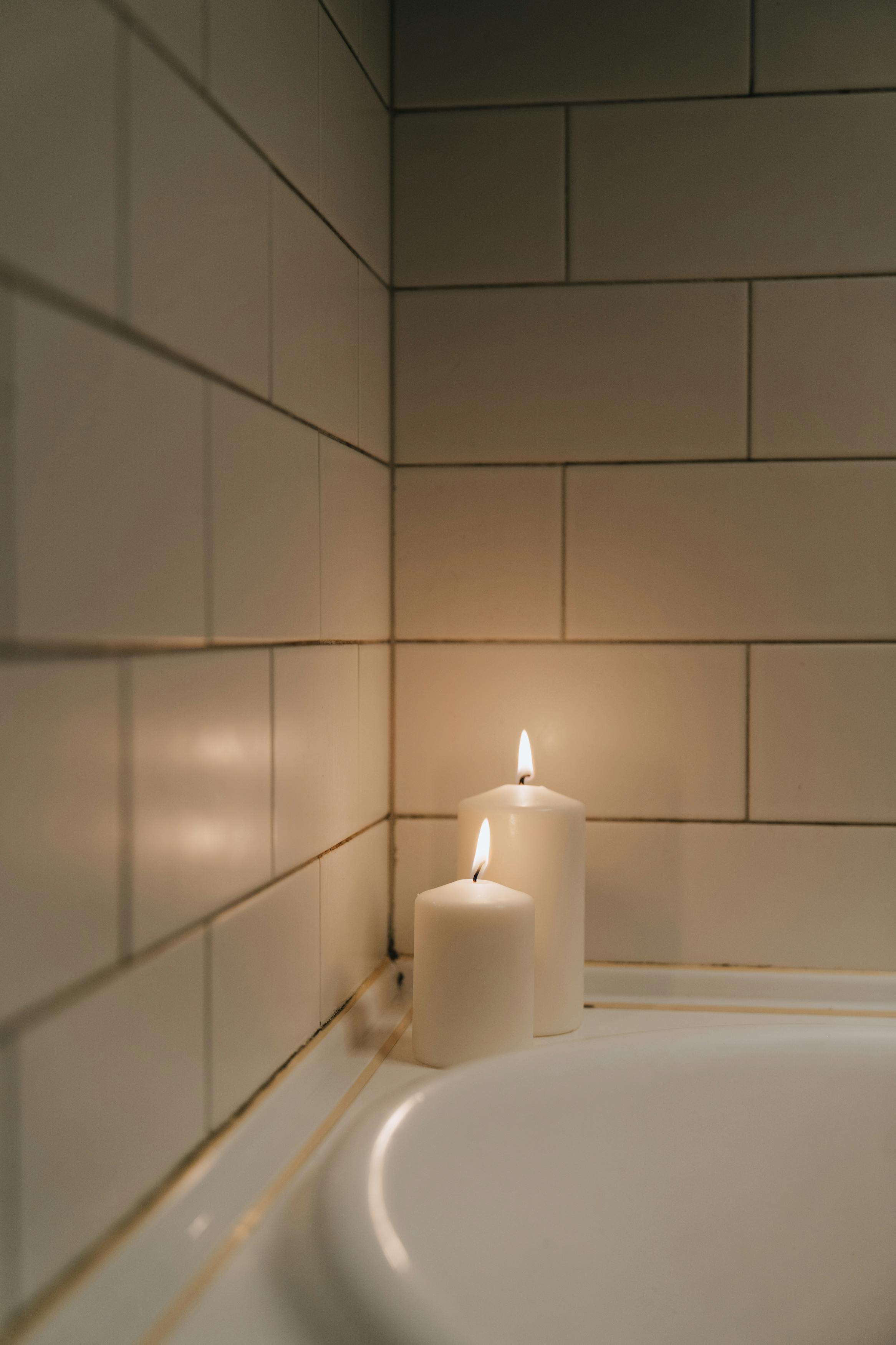 bathroom candles decor